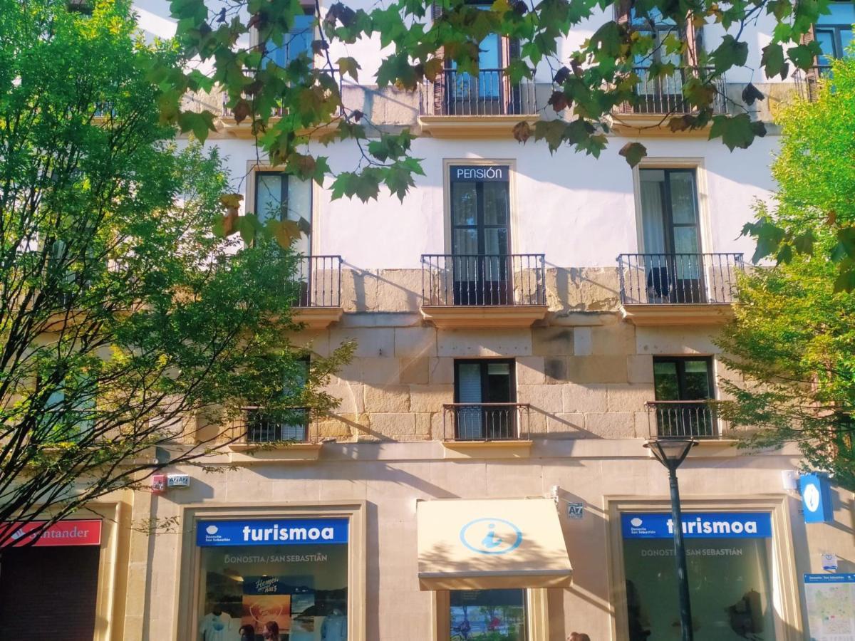 Pension Sarriegi San Sebastian Ngoại thất bức ảnh
